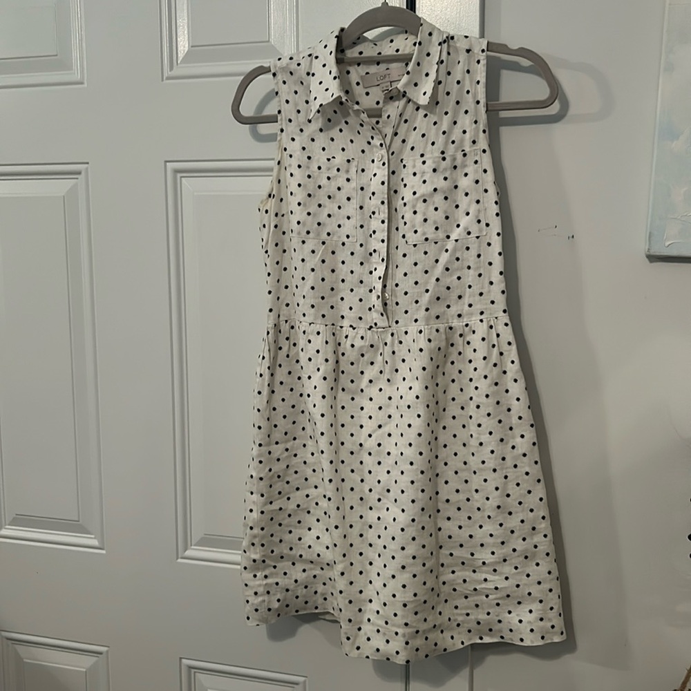 White dress with black circles